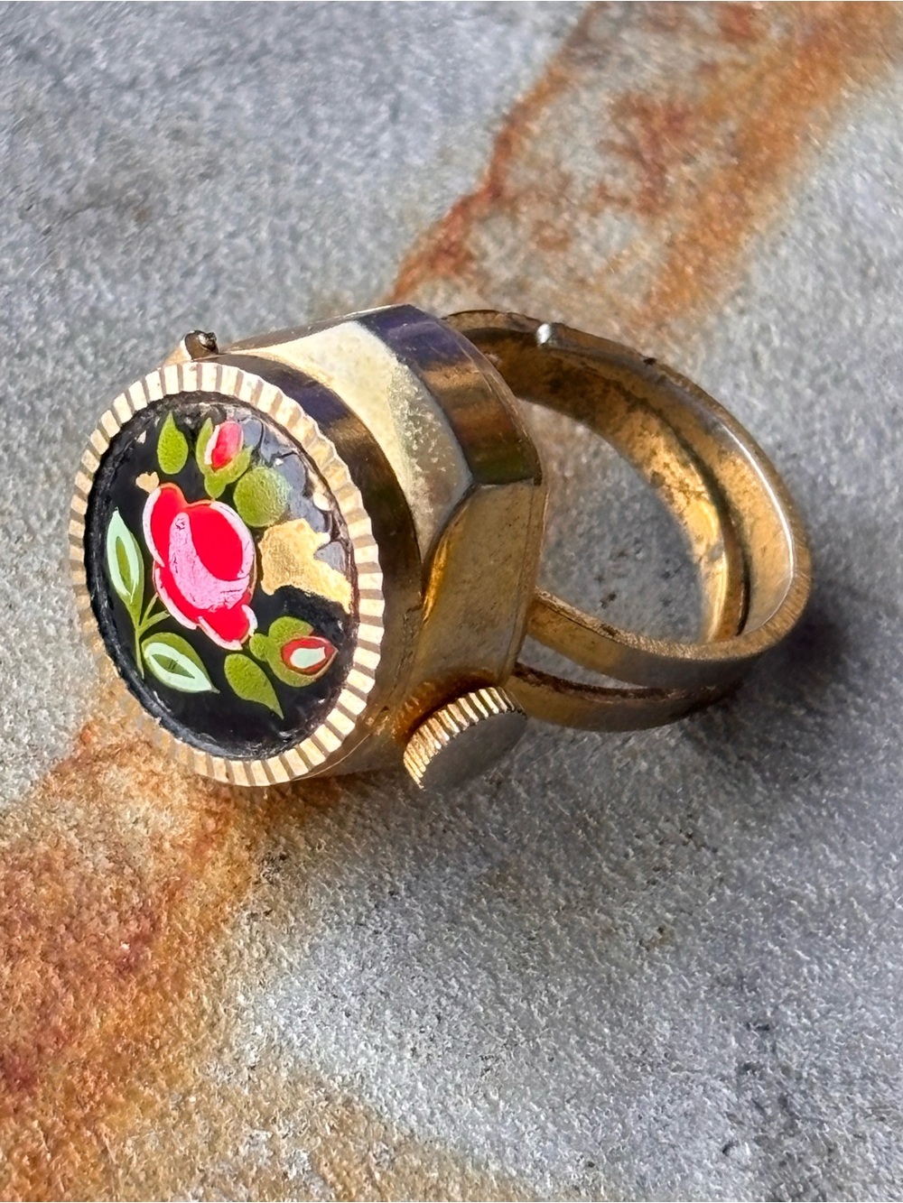 Vintage Floral Secret Watch Ring Adjustable Brass Tone Fairycore - not running